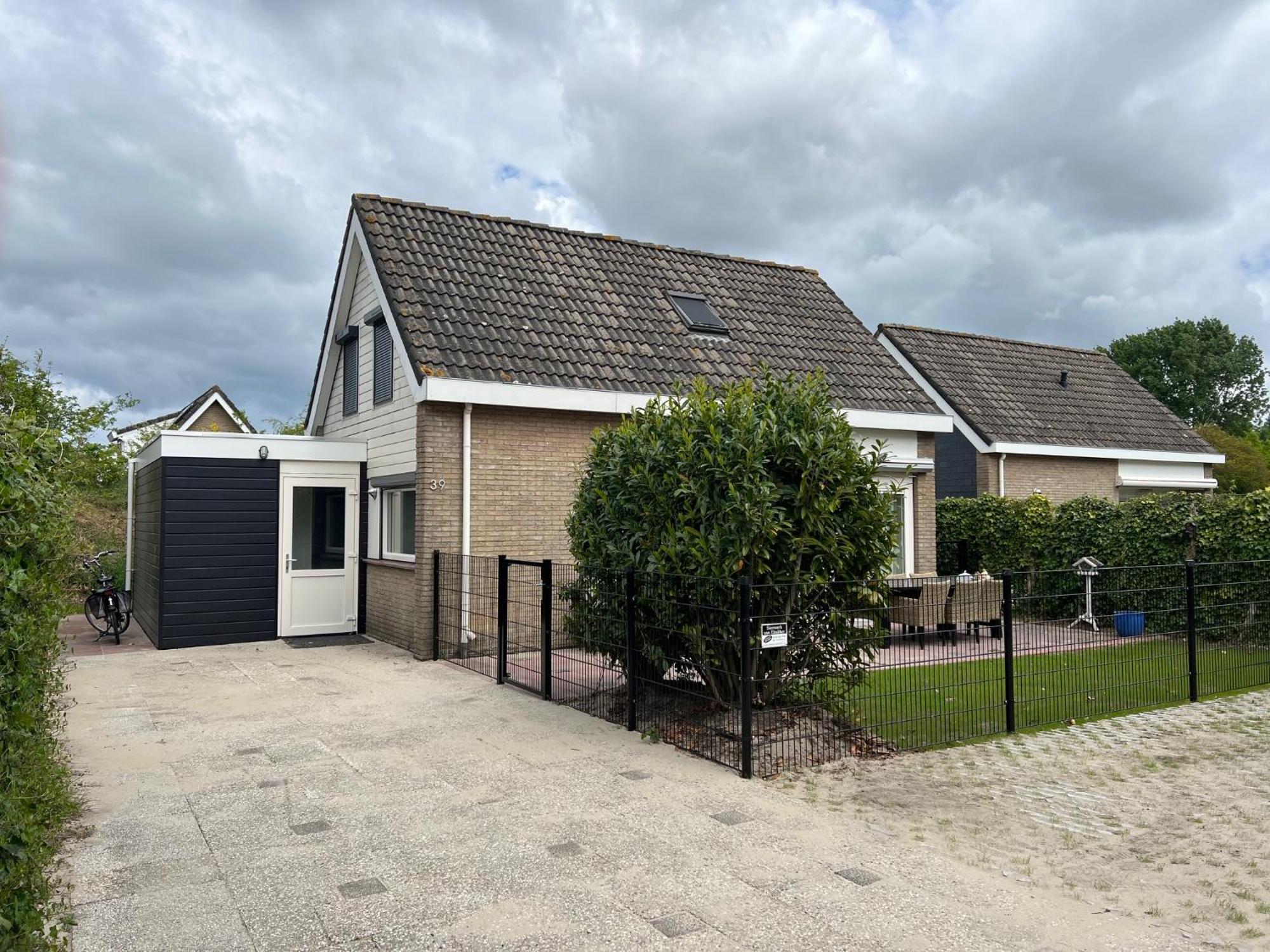Deltageul 39 Noordzeepark - Ruim En Rustig Gelegen Vakantiehuis Nabij Strand - Geen Verhuur Aan Bedrijven Ouddorp Esterno foto